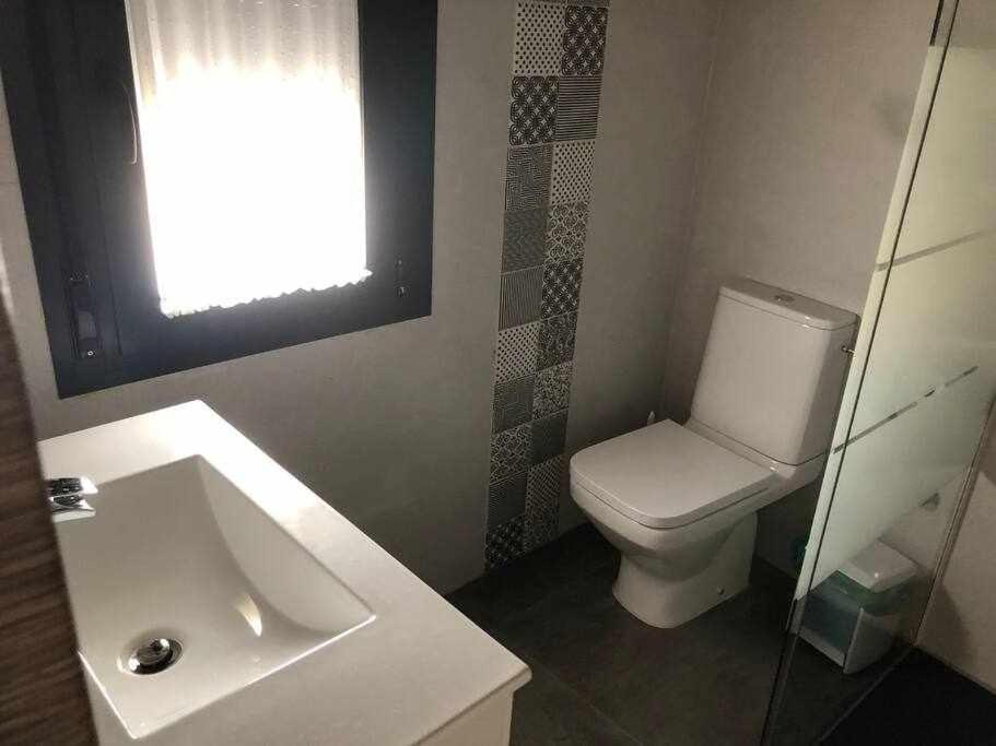 El Pez Casa Con Piscina Climatizada Ferienhaus Villafranca de los Caballeros